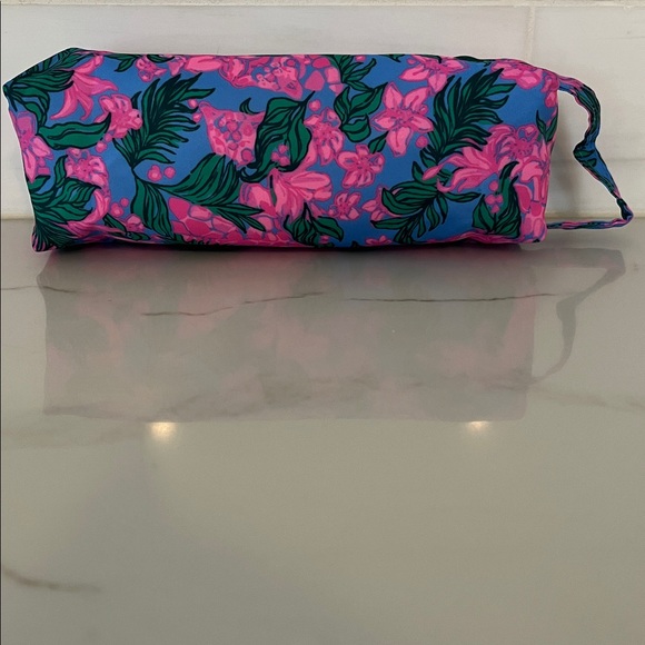Lilly Pulitzer Cerise Pink Safari Sunset Pencil/Art bag ~ Tropical ~ Pink/Green! - Picture 5 of 6